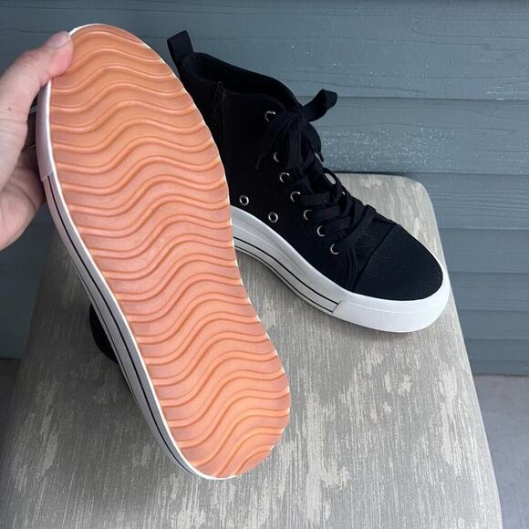 Coconuts by Matisse Hayden Black Platform Sneakers Size 7 - Picture 4 of 5